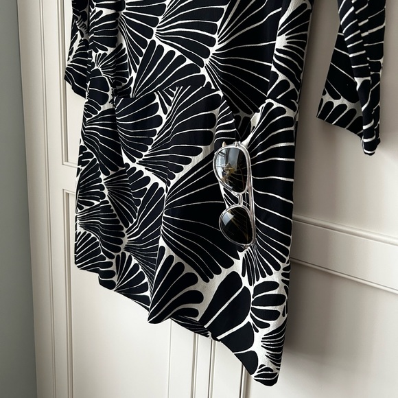 J.Crew Black and White Jules Fanfare Tunic Dress EUC Size 2 - Picture 5 of 8